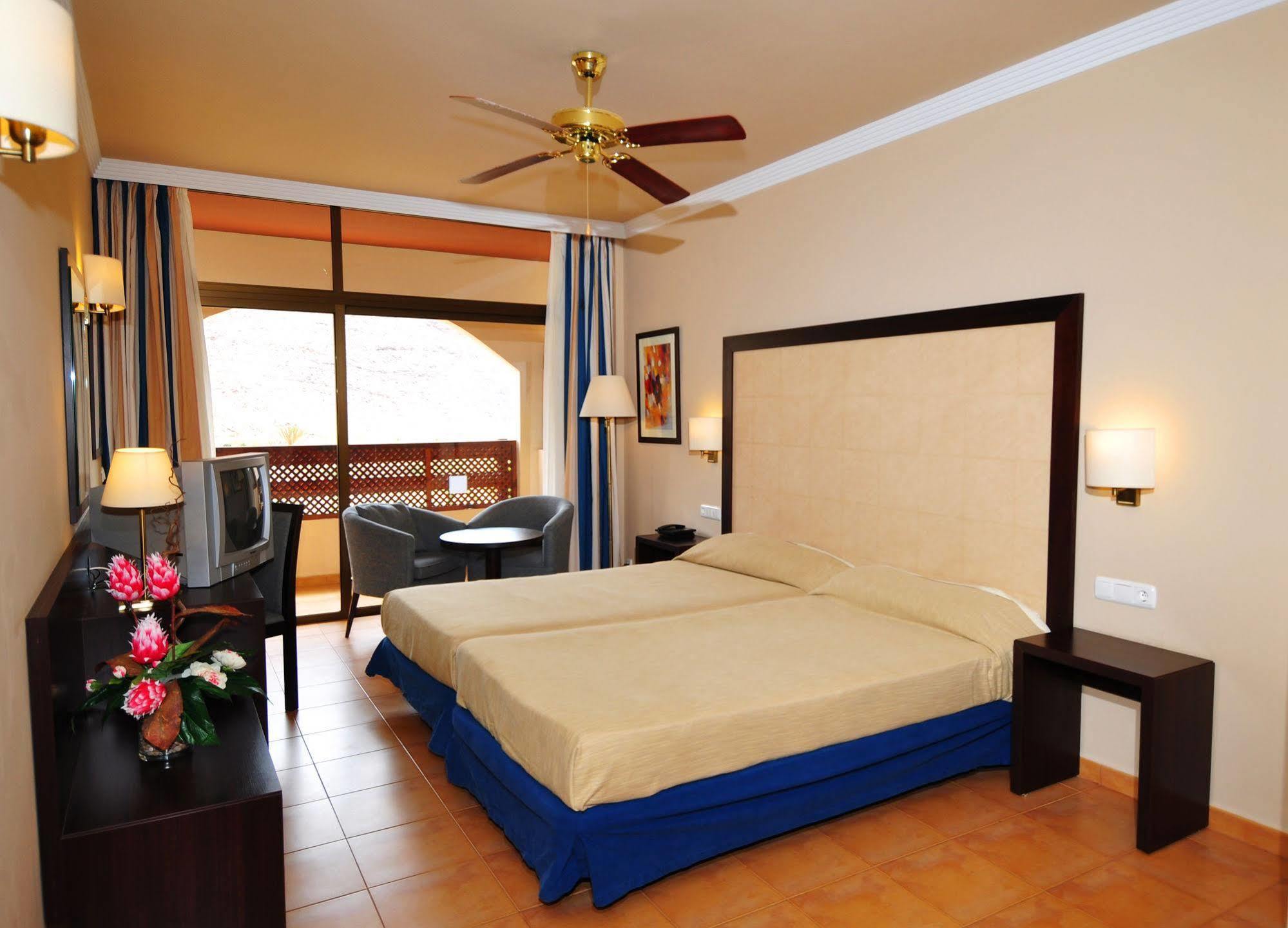 Hotel Livvo Jandia Golf Morro Jable  Extérieur photo